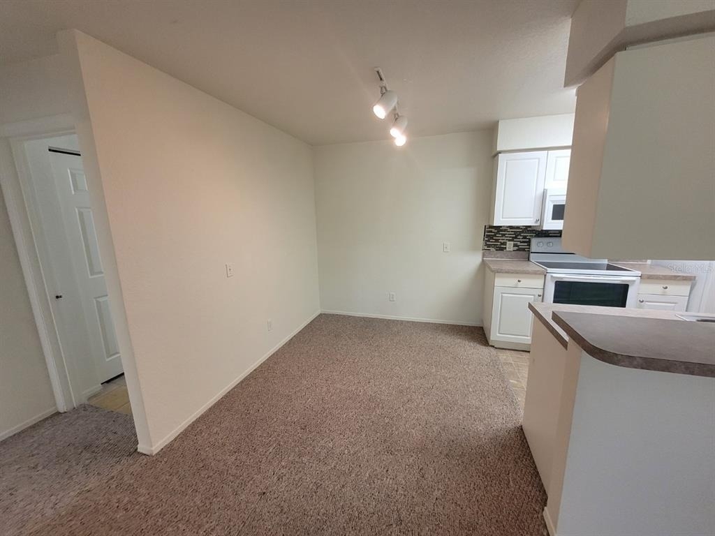 36027 Deer Creek Drive - Photo 5