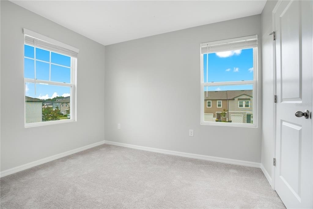 1068 Appleton Street - Photo 17