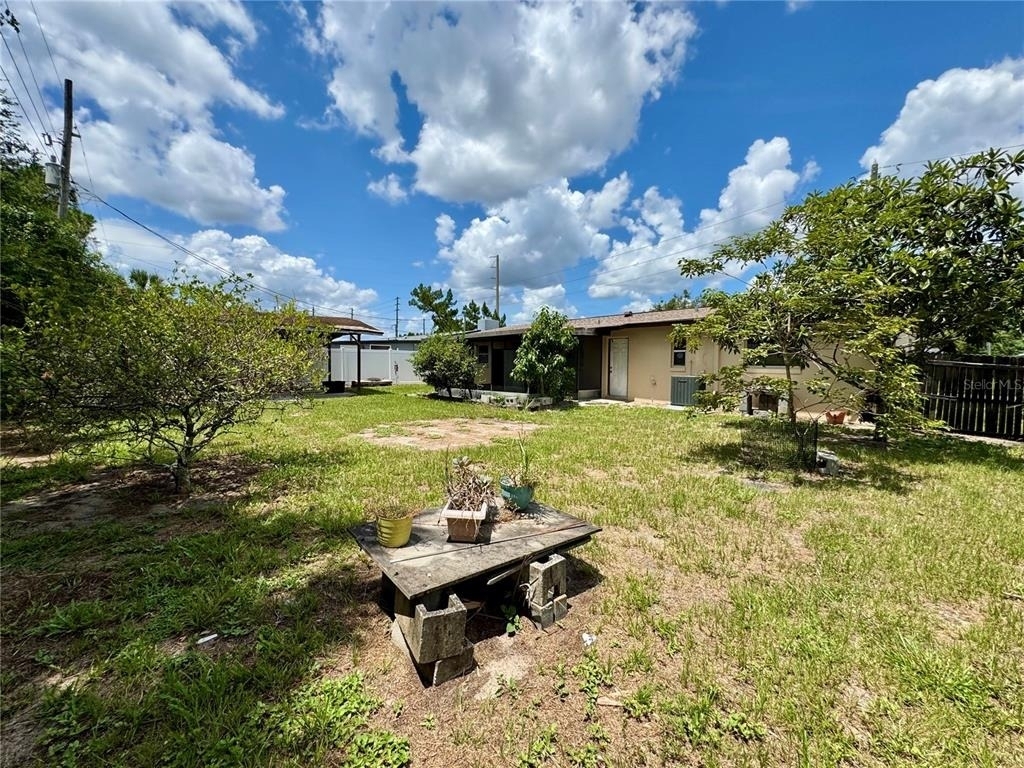 775 Hillview Drive - Photo 15