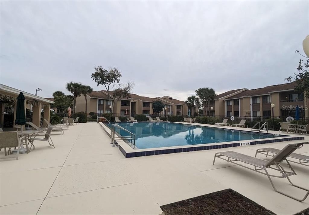 5229 Vineland Road - Photo 14