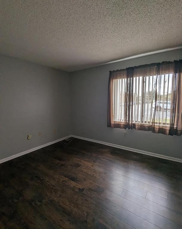5229 Vineland Road - Photo 5