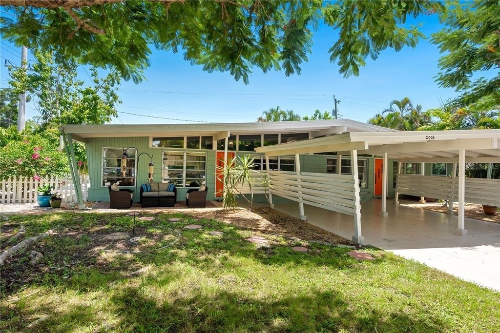 2003 Tetlow Place - Photo 1