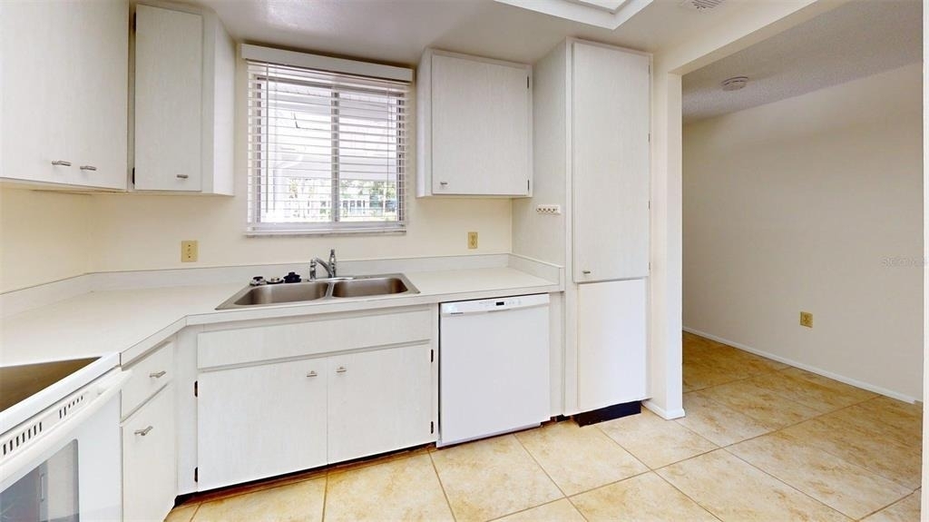 1213 Glen Oaks Drive E - Photo 14