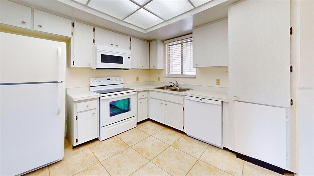 1213 Glen Oaks Drive E - Photo 13
