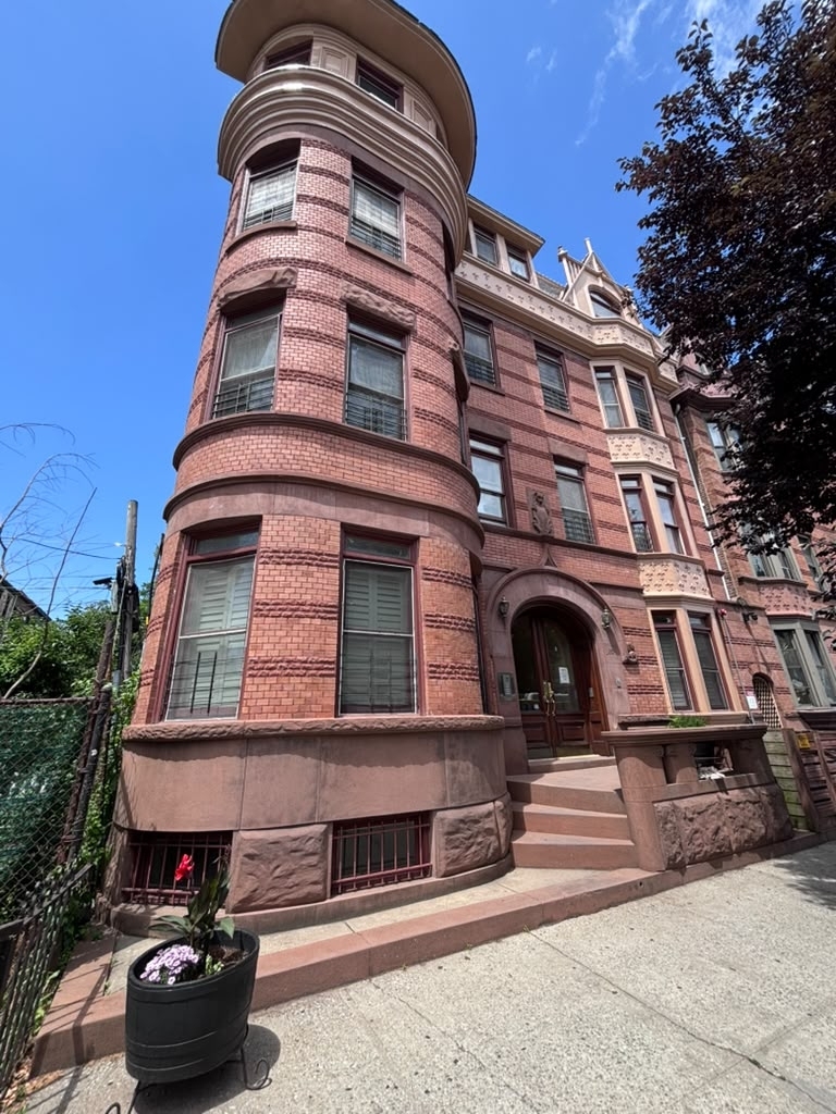 38 Lewis Avenue - Photo 6
