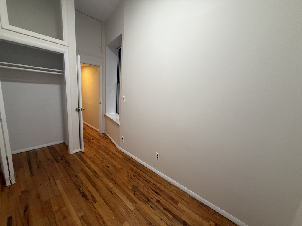 West 82nd Street and Amsterdam Ave  - Photo 7