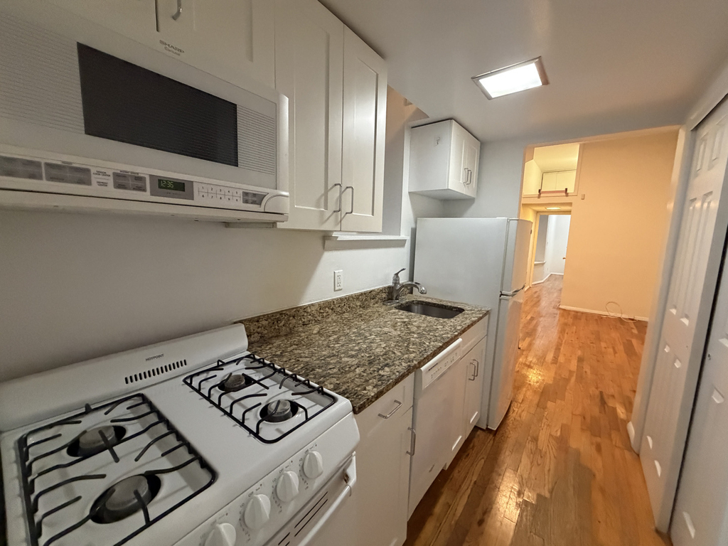 West 82nd Street and Amsterdam Ave  - Photo 4
