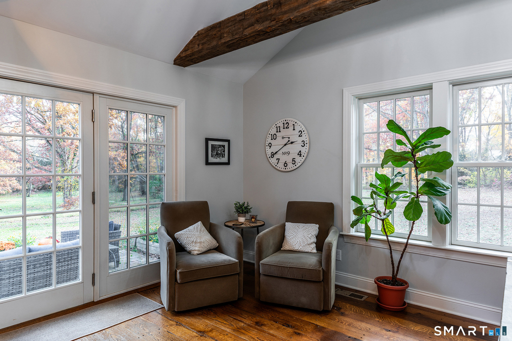 255 Woodbury Road - Photo 6