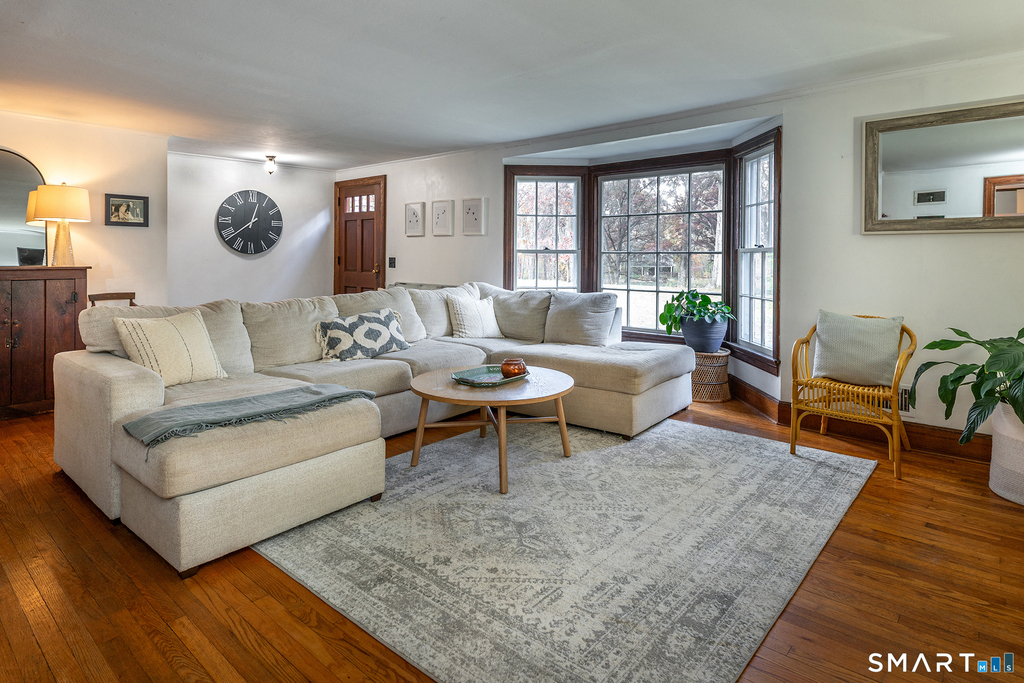 255 Woodbury Road - Photo 2