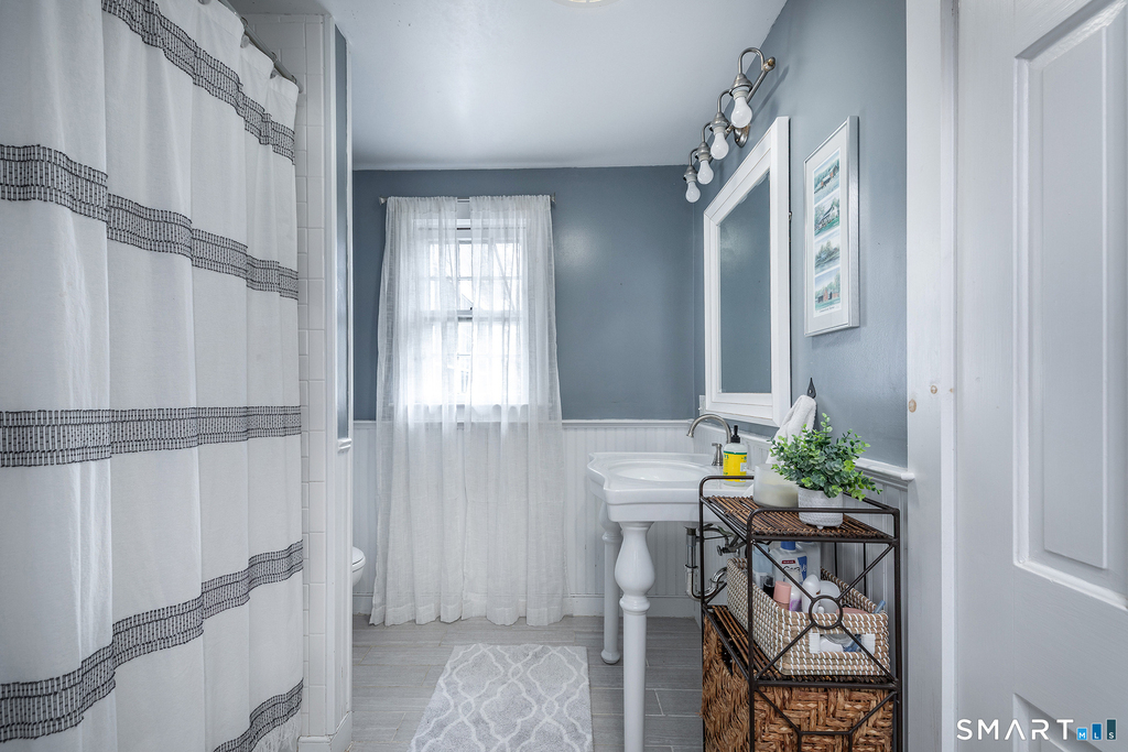 255 Woodbury Road - Photo 13