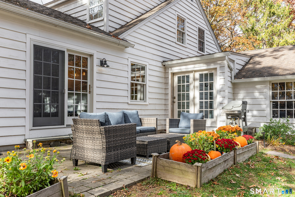 255 Woodbury Road - Photo 20