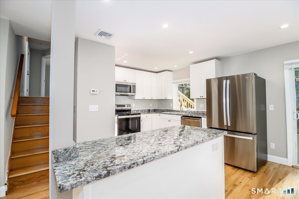 58 Taylor Terrace - Photo 4