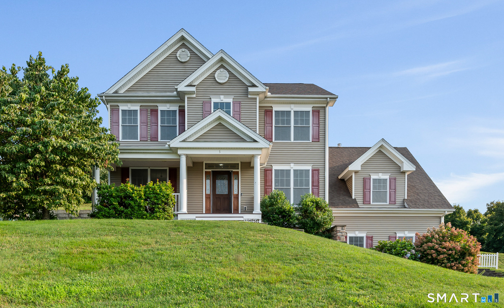 5 Rolling Hills Drive - Photo 0