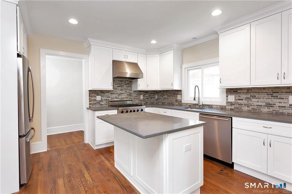 68 Leonard Street - Photo 9