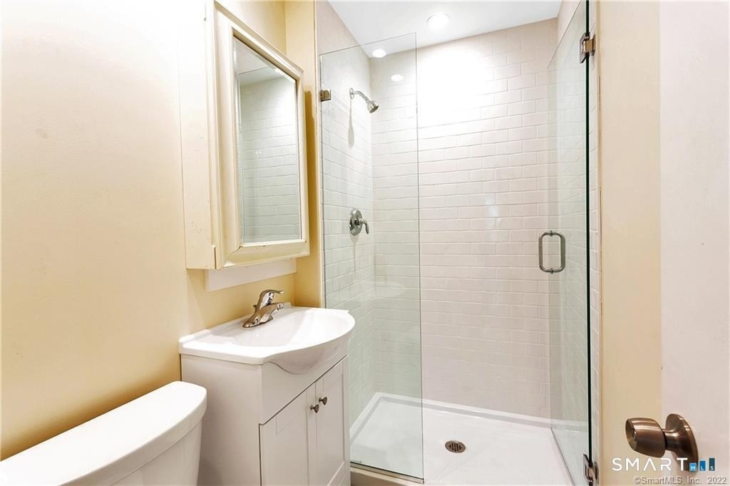 68 Leonard Street - Photo 6