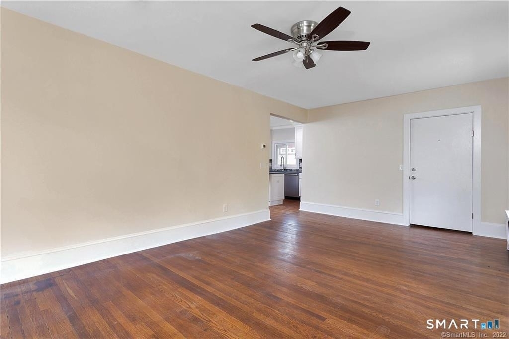 68 Leonard Street - Photo 15