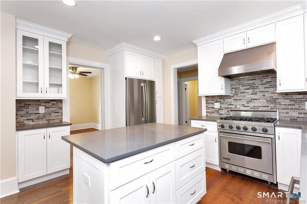 68 Leonard Street - Photo 8