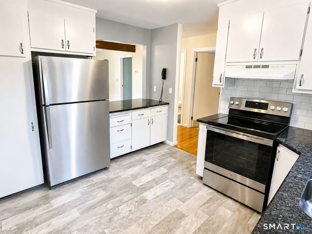 501 Summer Hill Drive - Photo 4