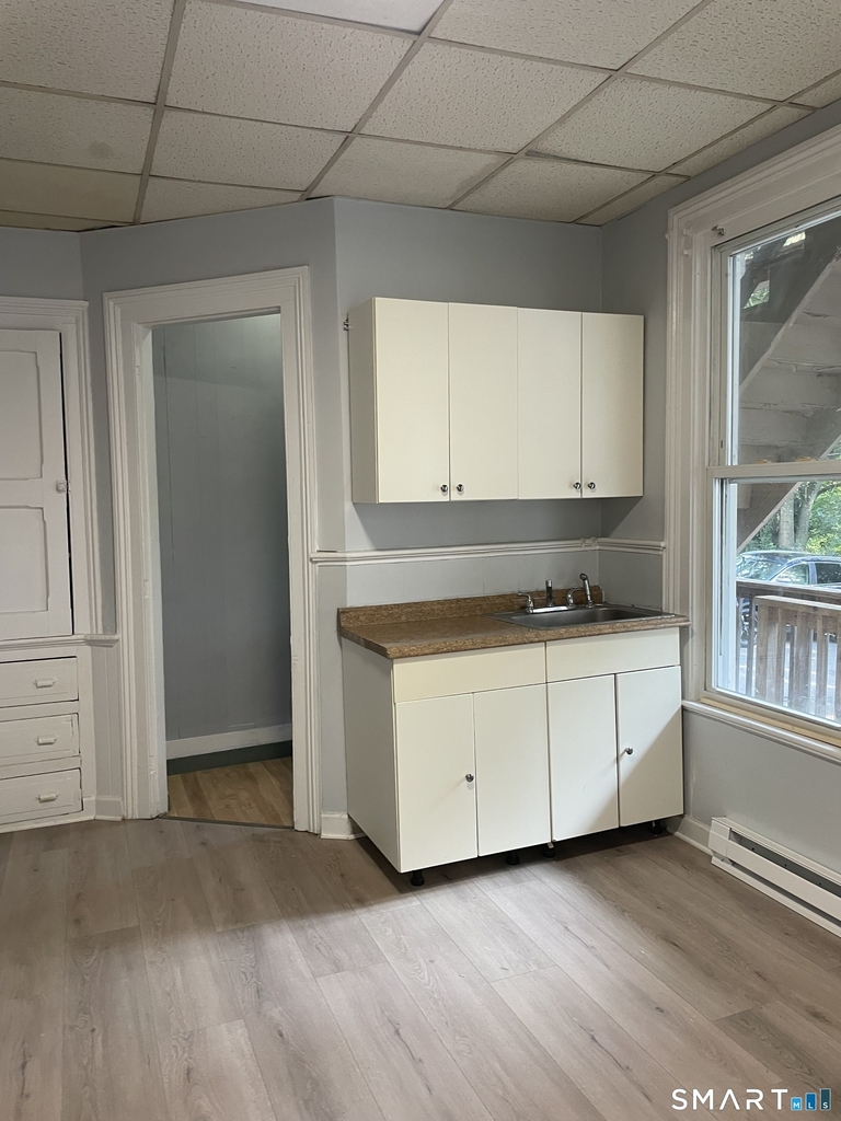 1086 Main Street - Photo 0