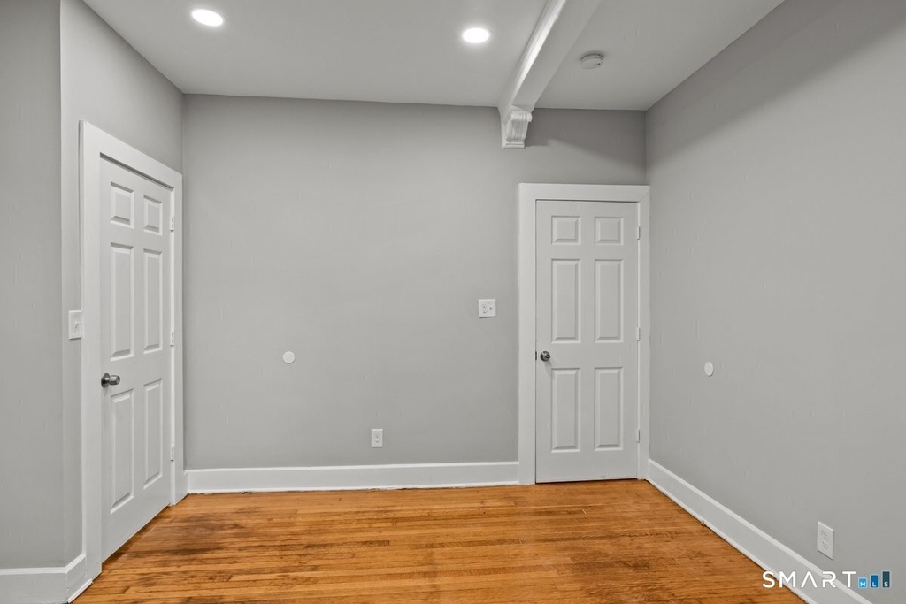 24 Park Terrace - Photo 5