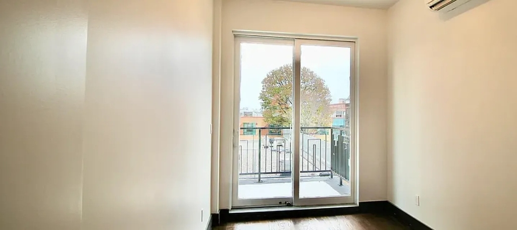 340 Irving Avenue - Photo 2