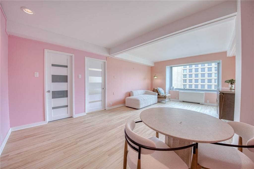 320 Fort Duquesne Blvd - Photo 18