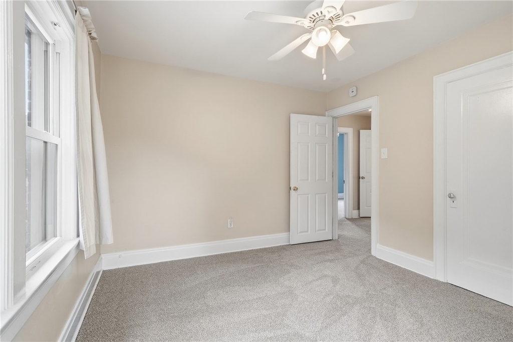 307 Ambridge Ave - Photo 9
