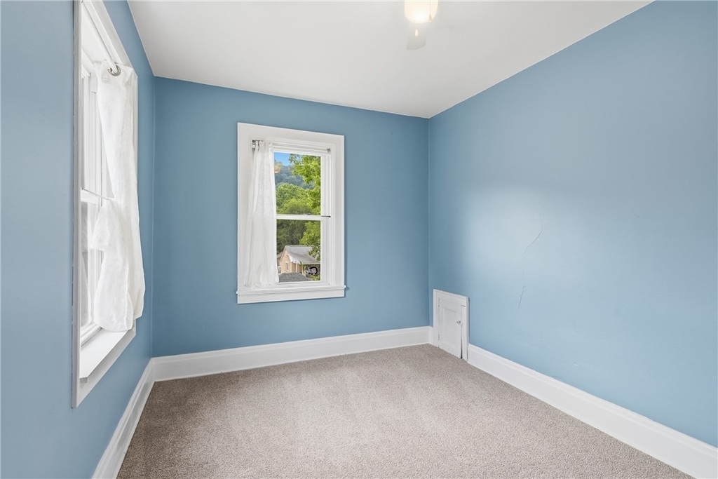 307 Ambridge Ave - Photo 14