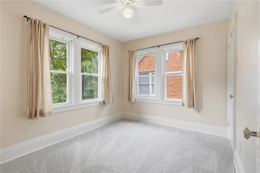 307 Ambridge Ave - Photo 15