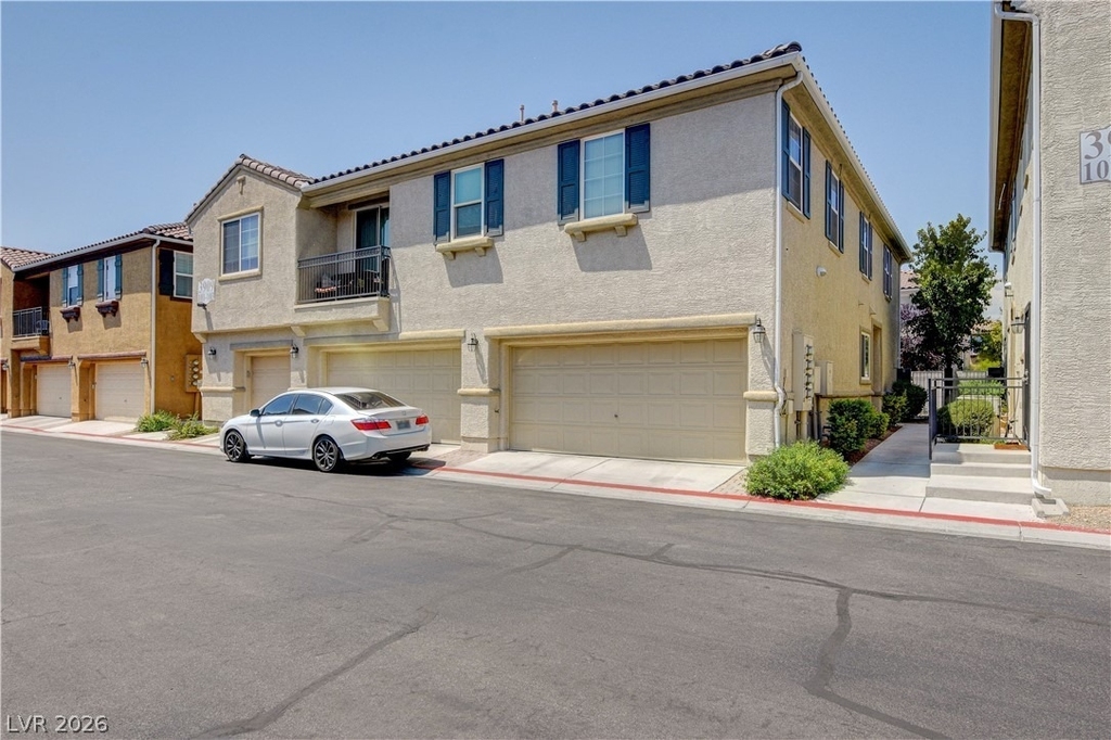 3909 Sweet Pine Street - Photo 2