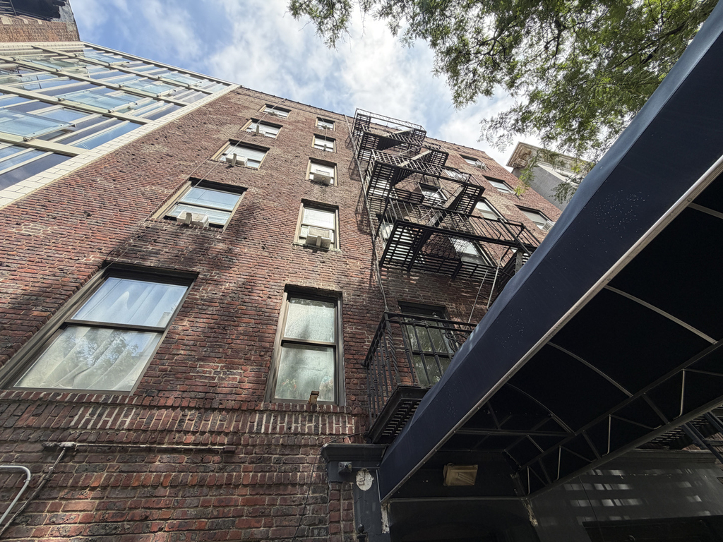 West 45th Street and 9th Ave - Photo 14