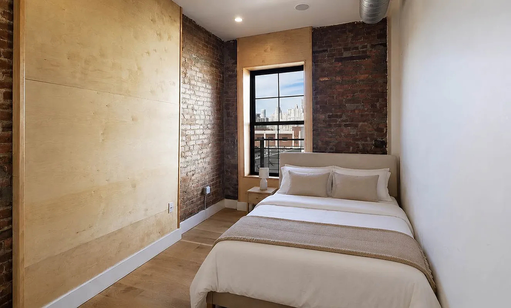 578 Union Street - Photo 12