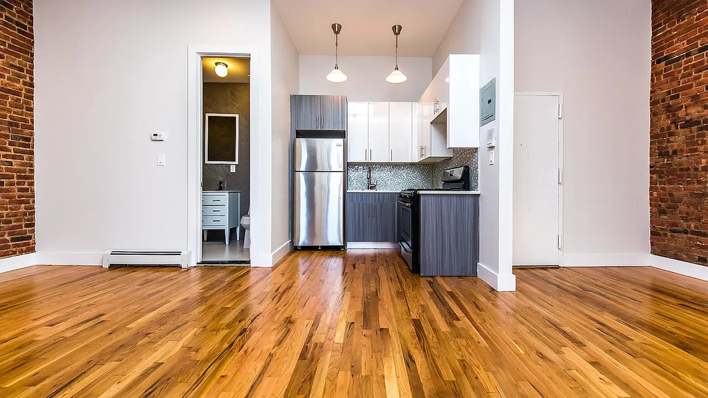 234 Stockholm Street - Photo 5