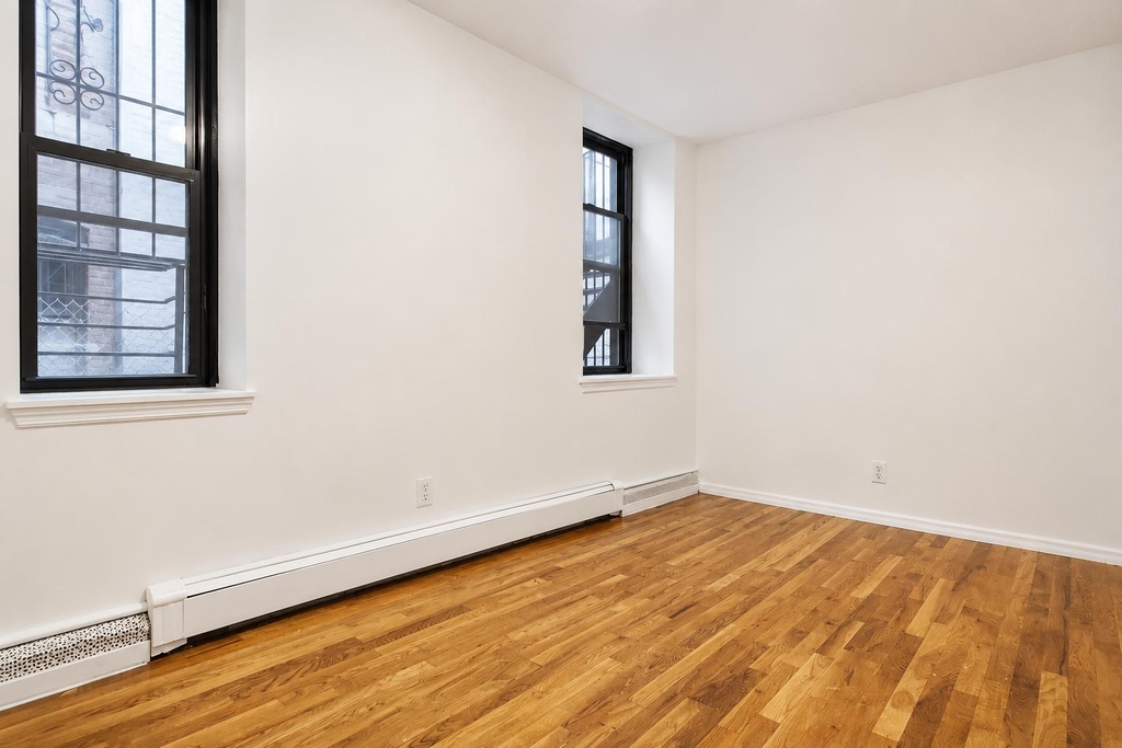 188 Claremont Avenue - Photo 4