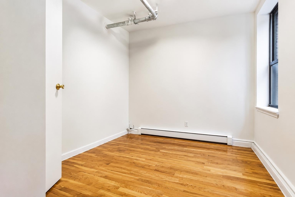 188 Claremont Avenue - Photo 8
