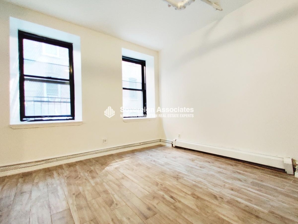 188 Claremont Avenue - Photo 0