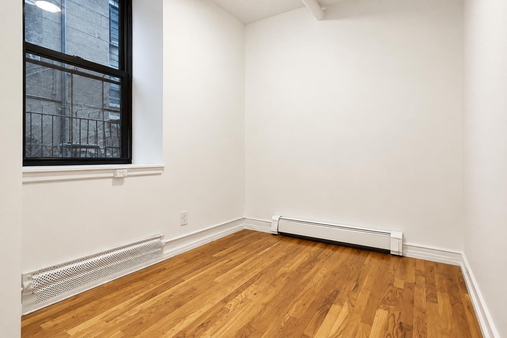 188 Claremont Avenue - Photo 7