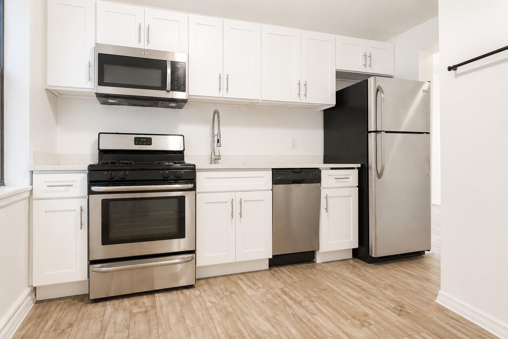 188 Claremont Avenue - Photo 11