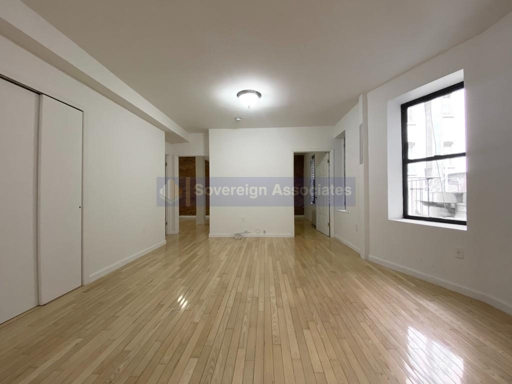 3139 Broadway - Photo 0