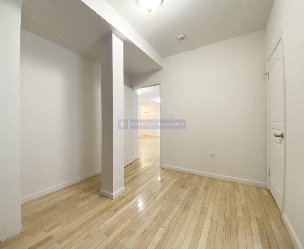 3139 Broadway - Photo 11