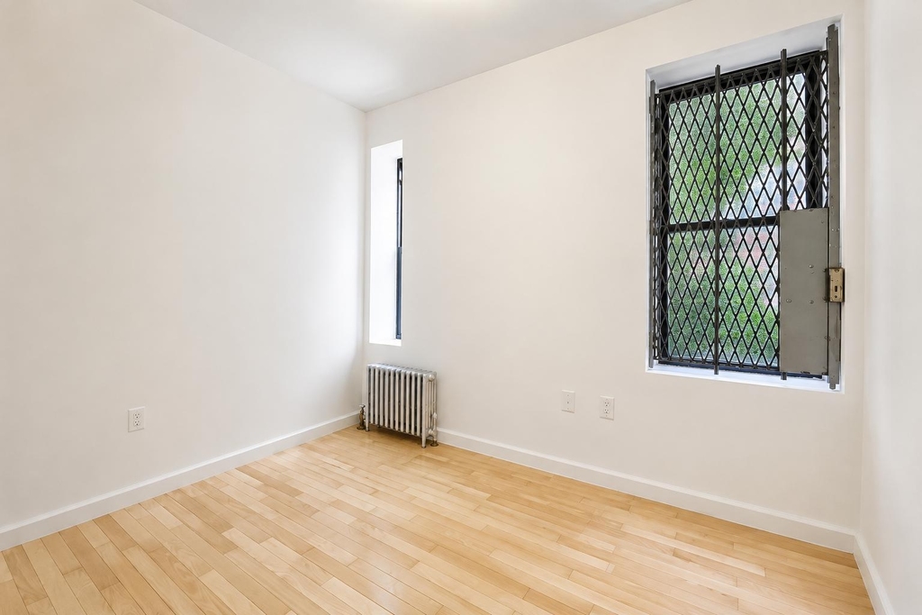 3139 Broadway - Photo 4