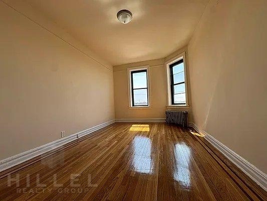 165th St - Photo 3
