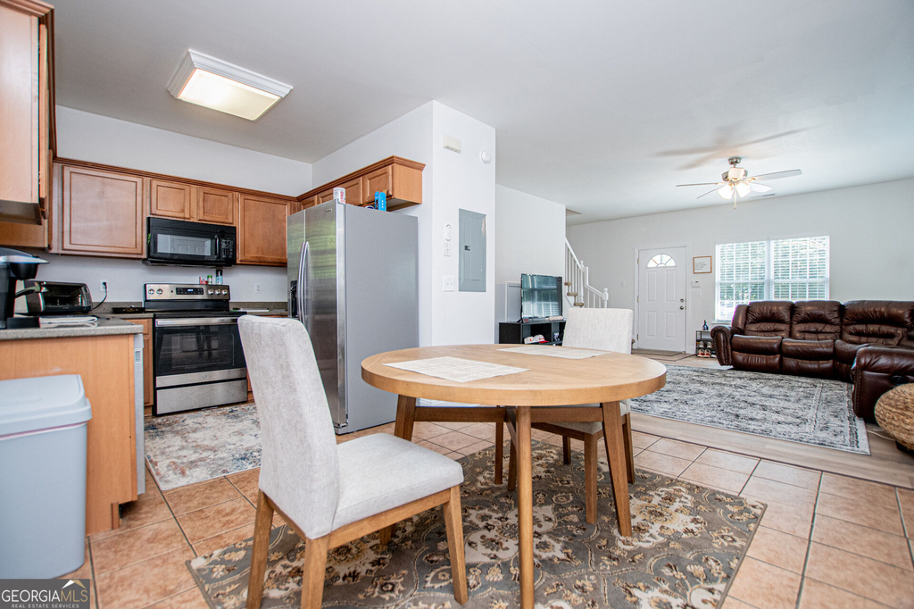 145 Bowen Street - Photo 5