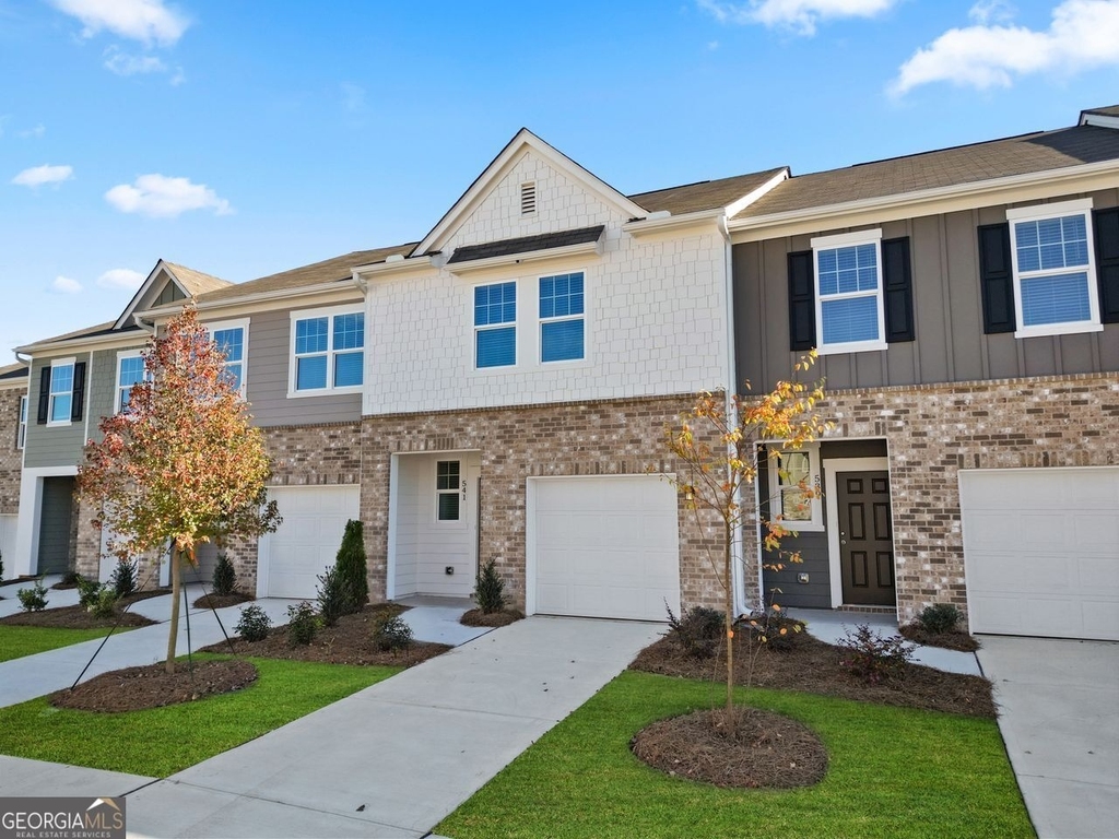 541 Magnolia Circle - Photo 2