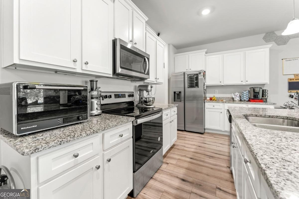 1840 Fabian Way Sw - Photo 3