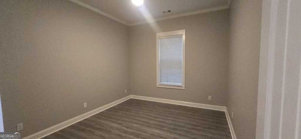 5715 Southcrest Lane - Photo 4