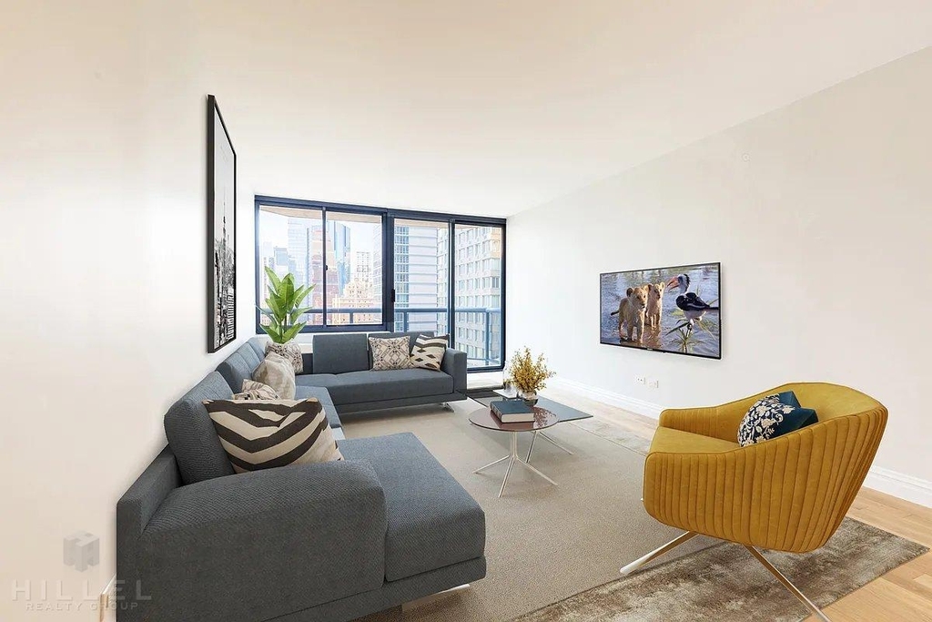 West 48th Street - Photo 7