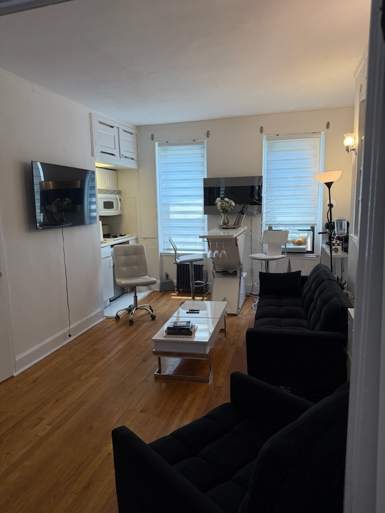 324 East 70th Street - Photo 1