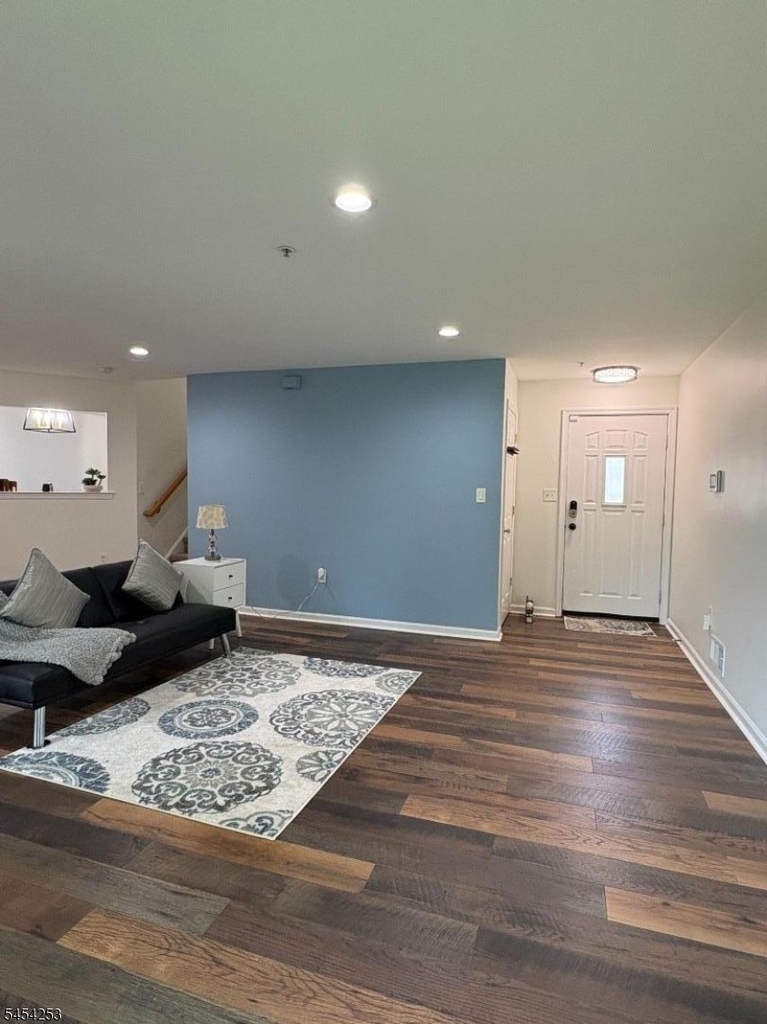 202 Rip Van Dam Ct - Photo 9