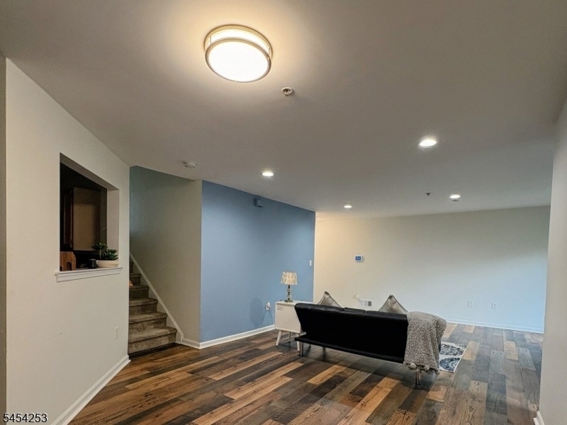 202 Rip Van Dam Ct - Photo 13